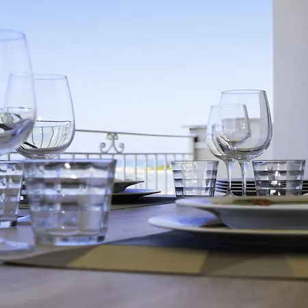 Terrazza Sul Mediterraneo Daire *